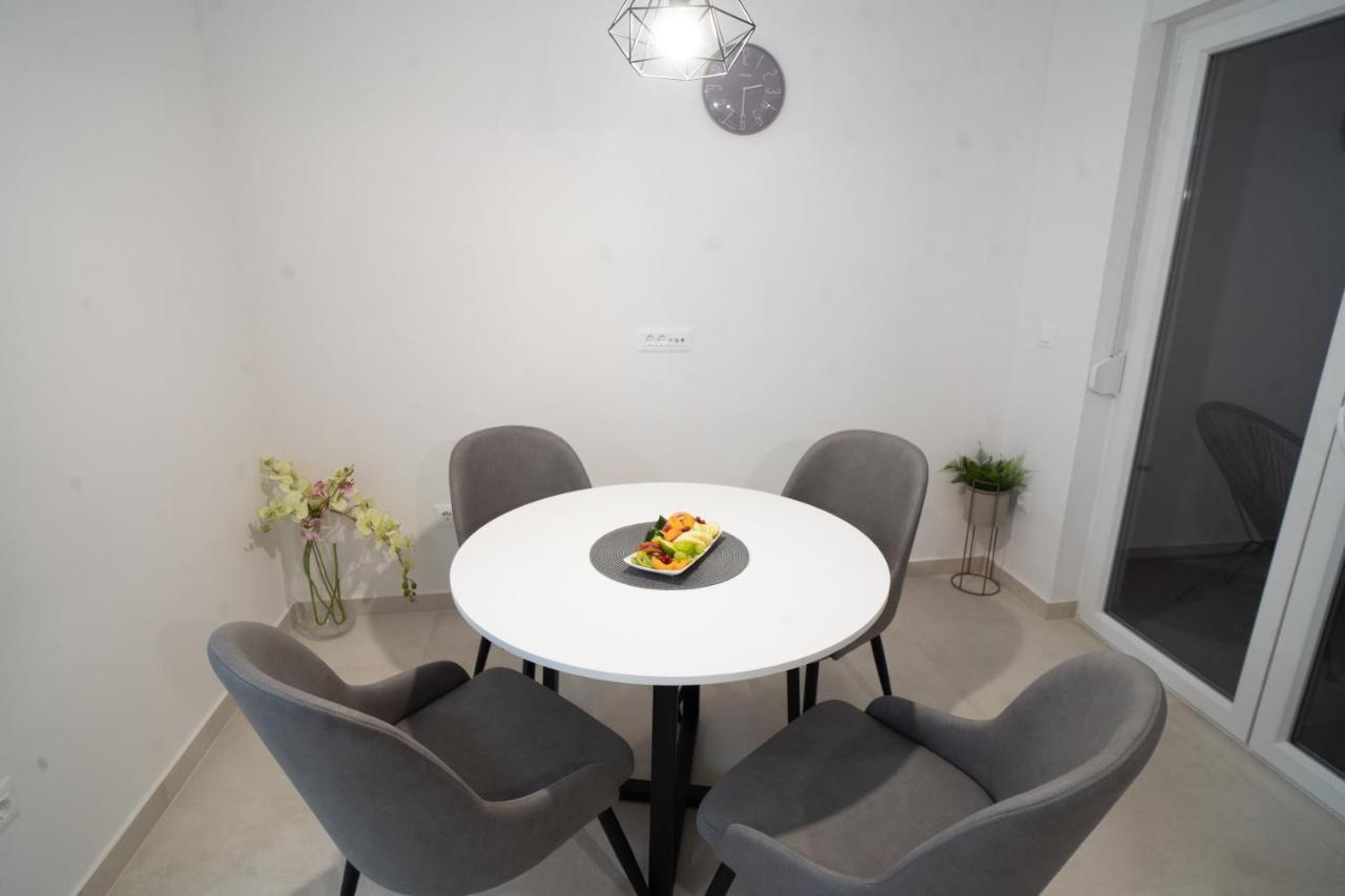 Apartman Kim Makarská Exteriér fotografie